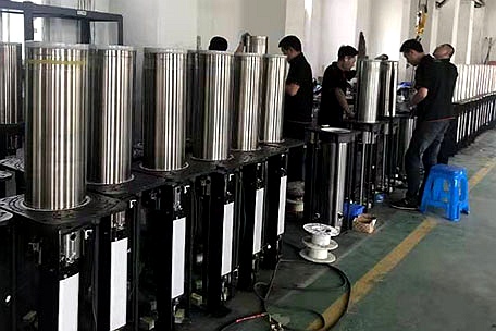 电动绿巨人电影免费观看网站